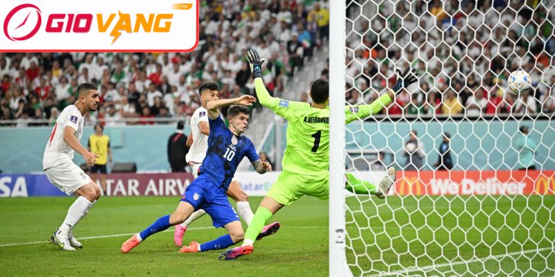 Dựa trên thay đổi đội hình cuối giờ